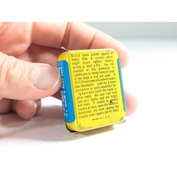 Vintage miniature tins steampunk pill boxes BUSS Fuses and LITTELFUSE, vintage - Picture 3 of 9